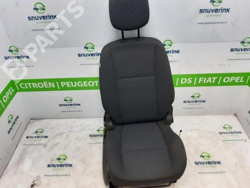 Used Right front seat Right front seat RENAULT SCÉNIC III (JZ0/1_) 1.6 16V (JZ0U, JZ1B) (110 hp) 10804400 10804400
