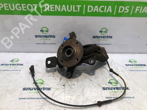 Used Right front steering knuckle PEUGEOT 107 (PM_, PN_) 1.0 (68 hp) 17328663