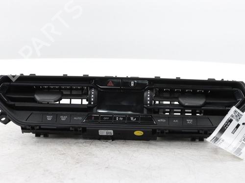 Commande Chauffage Commande Chauffage BMW 1 (F40) 118 i (140 hp) 33846403 33846403