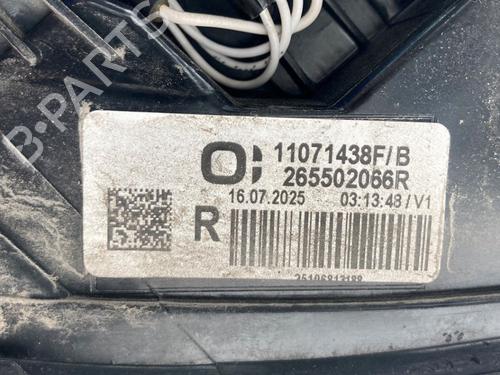 Used Right taillight Right taillight RENAULT CLIO V (B7_) 1.6 E-TECH 145 (B7MU) (143 hp) 40084061 40084061