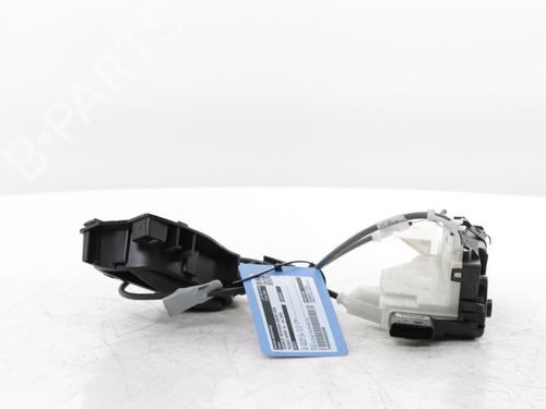 Used Front left lock PEUGEOT EXPERT Van (V_) E-EXPERT (136 hp) 31050342