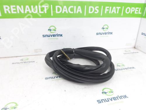 Gummiliste RENAULT CLIO V (B7_) 1.0 TCe 100 (B7MT) | BP25379257C142 - Image 3