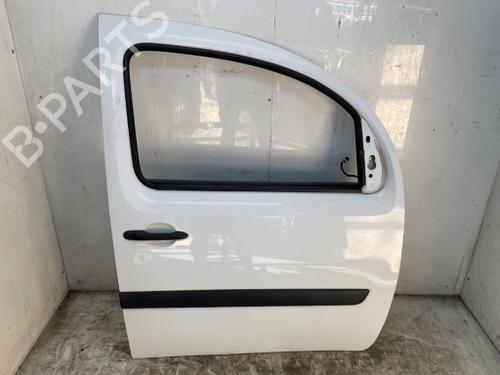 Used Right front door Right front door RENAULT KANGOO Express (FW0/1_) 1.5 dCi 75 (FW07, FW10, FW04) (75 hp) 40527432 40527432