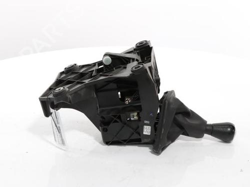 Used Gear lever Gear lever TOYOTA PROACE Van (MDZ_) 1.6 D4d (MDZ9) (95 hp) 40584123 40584123