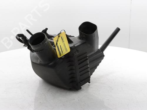 Used Air filter box RENAULT TRAFIC III Van (FG_) 2.0 dCi 120 (FGMN) (120 hp) 29640763