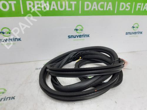 Used Rubber door seal DS DS 7 (J4_, JC_) E-TENSE 4x4 300 (J45GBU) (299 hp) 23393537