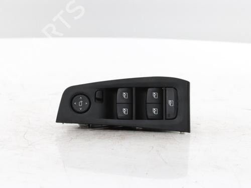 Kombi Kontakt / Stilkkontakt Kombi Kontakt / Stilkkontakt 39507500 39507500