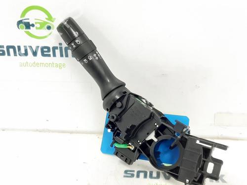 Used Headlight switch PEUGEOT 108 1.0 VTi (69 hp) 13325356