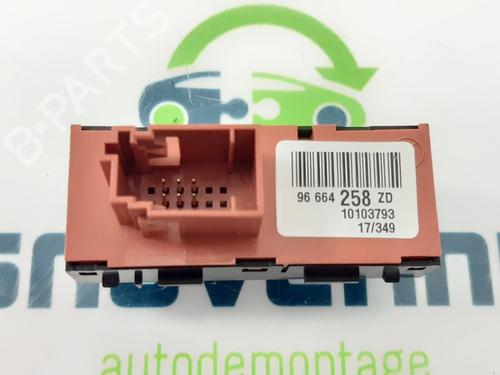 Switch CITROËN C4 II (NC_) 1.2 THP 130 (NCHNYM, NCHNYT) | BP24165325I30 