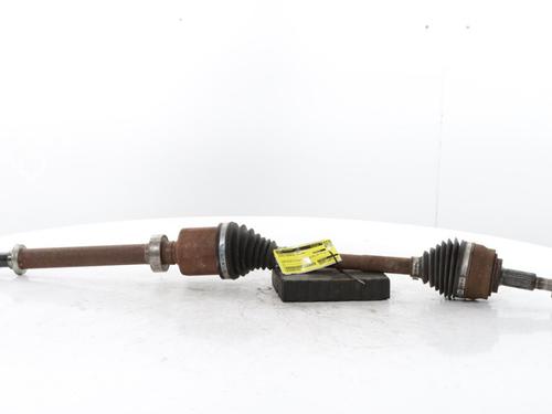 Drivaksel foran Høyre Drivaksel foran Høyre RENAULT CAPTUR II (HF_) E-TECH 145 (HFMU) (143 hp) 33874370 33874370