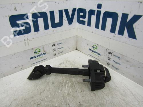 Used Hinge/Door check strap DACIA DOKKER MPV (KE_) 1.2 TCe (KEM0, KEAY) (115 hp) 17982028