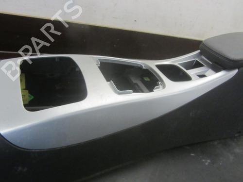 Midtkonsoll RENAULT LAGUNA III (BT0/1) 2.0 dCi (BT01, BT08, BT09, BT0E, BT0K, BT12, BT1C, BT1D,... (150 hp) 10788145