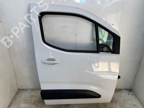 Used Right front door Right front door 38272423 38272423