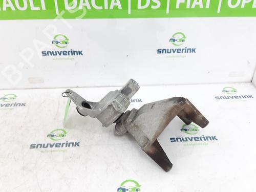 Used Engine mount Engine mount 15649499 15649499
