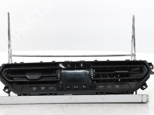 climate-control-bmw-1-f40-2019-33845925 main image