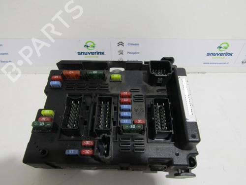 Used Fuse box PEUGEOT 206 CC (2D) 2.0 S16 (136 hp) 10796082