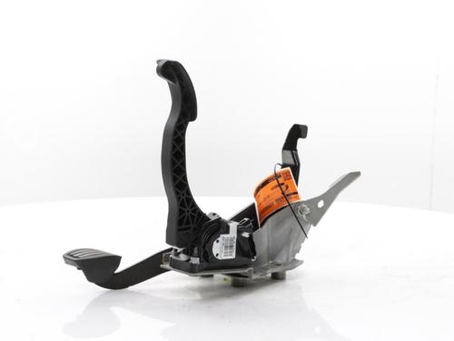 Break pedal CITROËN C4 Picasso II 1.2 THP 130 | BP38545010I19 - Image 9