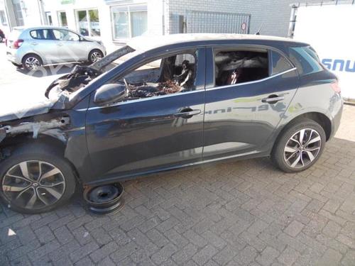 Electronic module RENAULT MEGANE IV Hatchback (B9A/M/N_) 1.3 TCe 140 (B9NB) | BP40561386M83  - Image 13