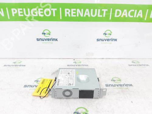 Used Radio RENAULT MEGANE E-TECH SUV EV60 (BNJ1) (218 hp) 19060367