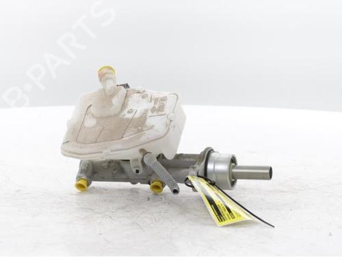brake-master-cylinder-renault-trafic-iii-van-fg_-2014-34423267 main image