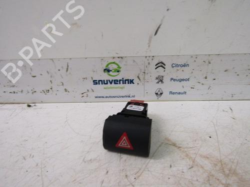 advarselsbryter-citroen-c3-c3-origin-iii-sx-16-bluehdi-100-9812754777-2016-13189657 main image