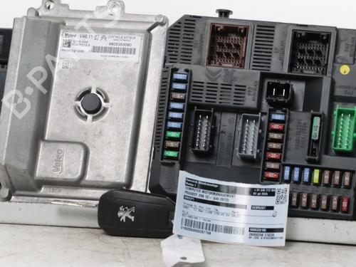 Used Engine control unit (ECU) Engine control unit (ECU) 37461795 37461795