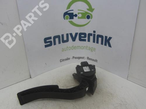Used Pedal Pedal RENAULT CAPTUR I (J5_, H5_) 0.9 TCe 90 (90 hp) 10787775 10787775