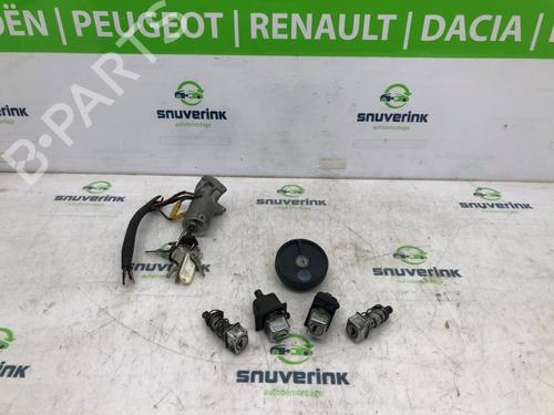 Used Ignition barrel PEUGEOT J5 Van (280L) 2.5 D (73 hp) 19147797
