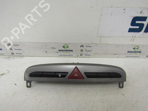 Bouton de warning PEUGEOT 308 I (4A_, 4C_) 1.6 16V (120 hp) 21111219