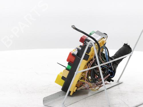 Fuse box OPEL CORSA F (P2JO) 1.2 (68) | BP30758095E1 - Image 4