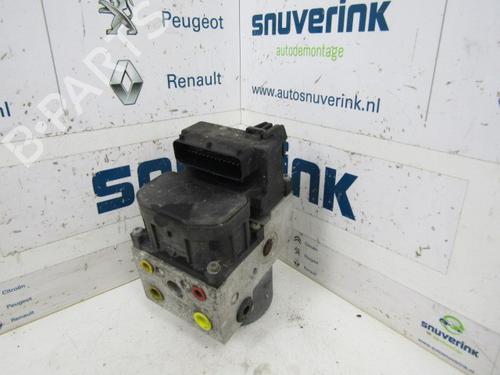 Używane Pompa ABS RENAULT MEGANE I (BA0/1_) 1.6 16V (BA04, BA0B, BA11, BA1J, BA16, BA19, BA1K, BA1V,... (107 hp) 10798060