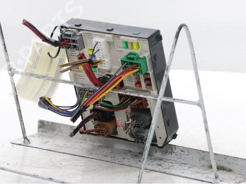 Fuse box RENAULT MASTER III Platform/Chassis (EV, HV, UV) 2.3 dCi 165 FWD (EV0P, EV0U, EV11, EV12, HV0P, HV0U,... | BP40542934E1 - Image 7