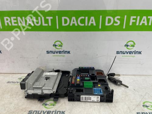 Used Engine control unit (ECU) PEUGEOT 2008 I (CU_) 1.2 VTi (82 hp) 24988691