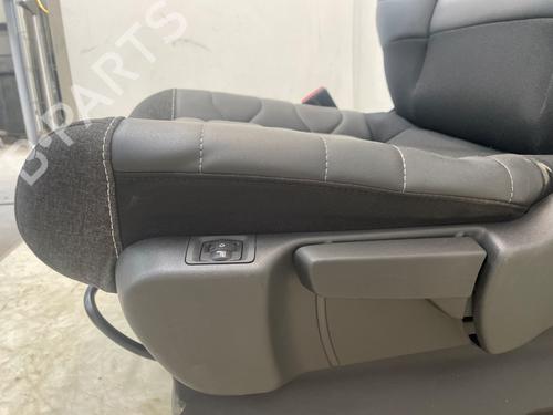 Left front seat CITROËN C3 AIRCROSS II (2R_, 2C_) 1.2 PureTech 130 (2RHNYH) | BP34563380C15 - Image 4
