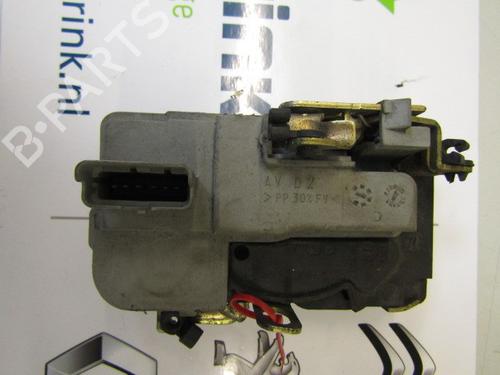 Used Front right lock PEUGEOT 206 Hatchback (2A/C) 1.4 i (75 hp) 10782735