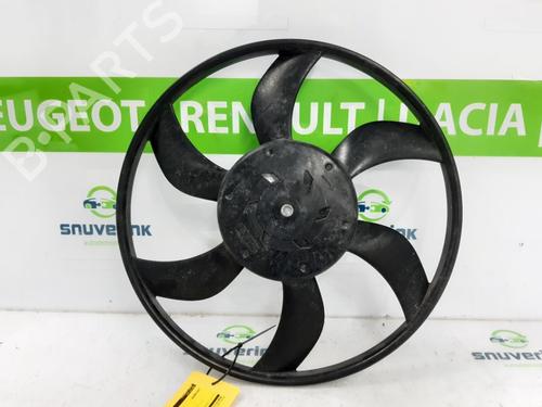 Used Radiator fan Radiator fan 13117292 13117292
