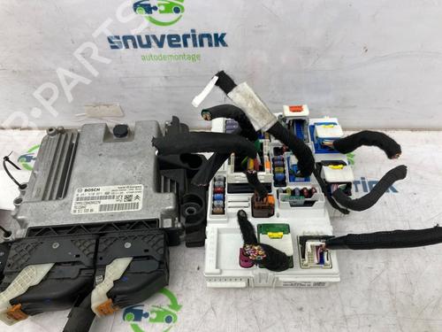 Engine control unit (ECU) PEUGEOT 408 II (FP_, F3_) Hybrid 225 (F3DGYT) | BP26489025M57 