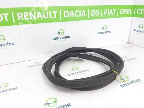 Rubber door seal OPEL CROSSLAND X / CROSSLAND (P17, P2QO) 1.2 (75) | BP25449907C142 
