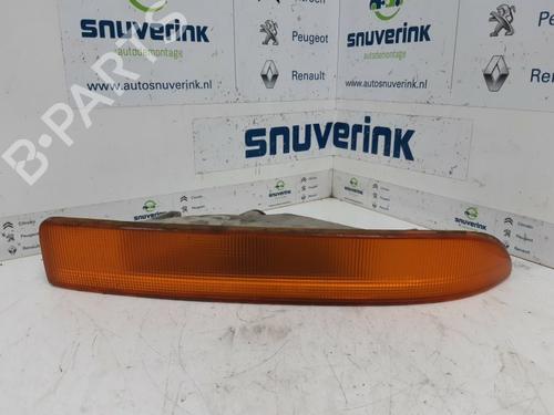 Used Right front indicator Right front indicator 13192138 13192138