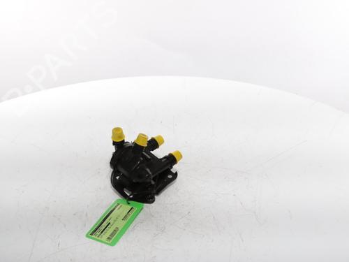 Used Thermostat housing OPEL GRANDLAND / GRANDLAND X (A18, P1UO) 1.6 Turbo Hybrid (224 hp) 28005514