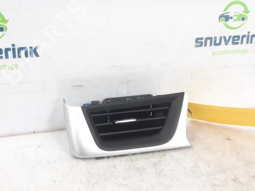Used Air vent RENAULT CAPTUR II (HF_) TCe 140 (HFN0) (140 hp) 22218249