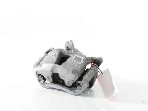 Used Right front brake caliper Right front brake caliper CITROËN C5 AIRCROSS (A_) 1.2 Hybrid 136 (ARHPYJ) (136 hp) 26665765 26665765