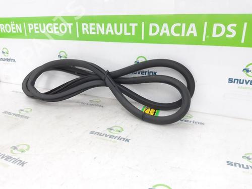 Rubber door seal OPEL CORSA F (P2JO) 1.2 (68) | BP21193760C142 