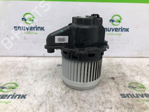 Used Heater blower motor Heater blower motor RENAULT EXPRESS Box Body/MPV 1.5 Blue dCi 75 (F6AA) (75 hp) 18413817 18413817