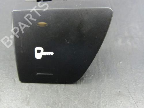 Used Switch PEUGEOT 307 SW (3H) 2.0 HDI 90 (90 hp) 21107618
