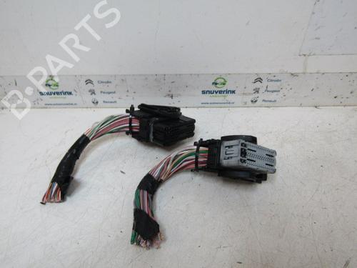 Used Engine control unit (ECU) RENAULT CAPTUR I (J5_, H5_) 1.5 dCi 110 (110 hp) 13323092