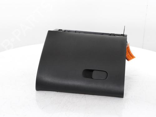 Used Glove box CITROËN C3 III (SX) 1.2 PureTech 82 (83 hp) 30186158