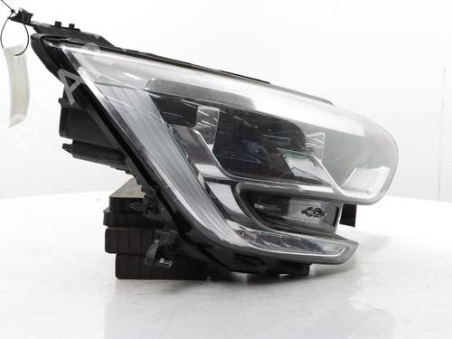 Right headlight RENAULT MEGANE IV Grandtour (K9A/M/N_) 1.2 TCe 100 | BP31261365C29 