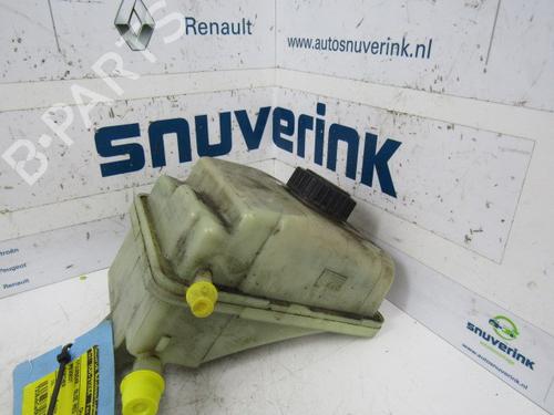 Used Power steering reservoir Power steering reservoir 24160719 24160719