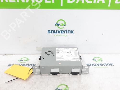 Used Radio Radio RENAULT CAPTUR II (HF_) TCe 140 (HFN0) (140 hp) 40581276 40581276